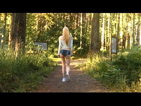 ❤️ Kaunis nainen liikkuu hitaasti, ei alaston video ️❌ Pornovideo at us ﹏