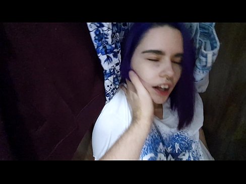 ❤️ Löysin siskoni kaapista ja autoin häntä laukeamaan ️❌ Pornovideo at us ﹏
